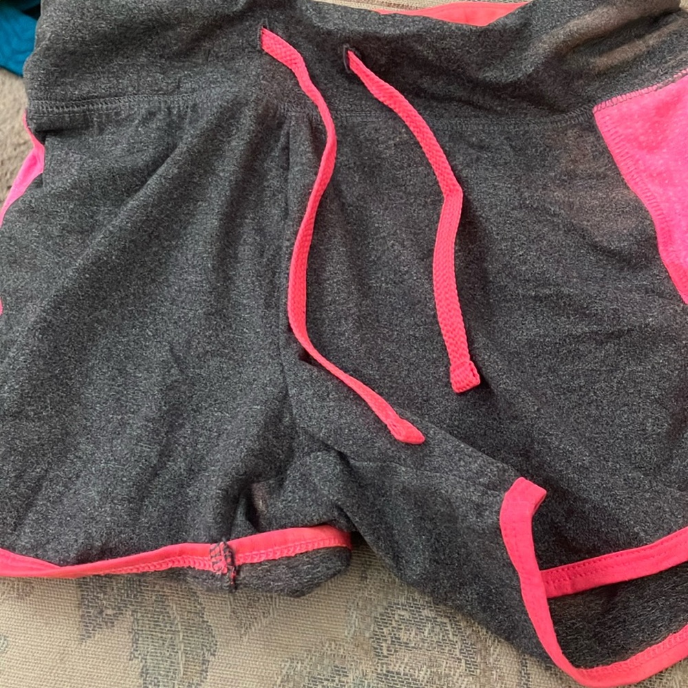 FINAL MARKDOWN Girls so shorts 10